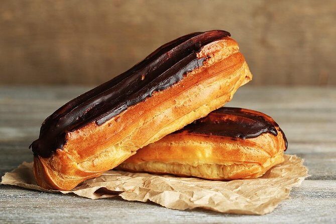 Paris Sweet Stops - Abbey of Saint-Germain and Eglise Saint-Sulpice between bites