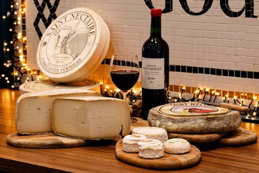 Paris: Tasting of 3 Wine and 3 Cheese - Where it fits on your Paris day: Invalides to Eiffel, on foot
