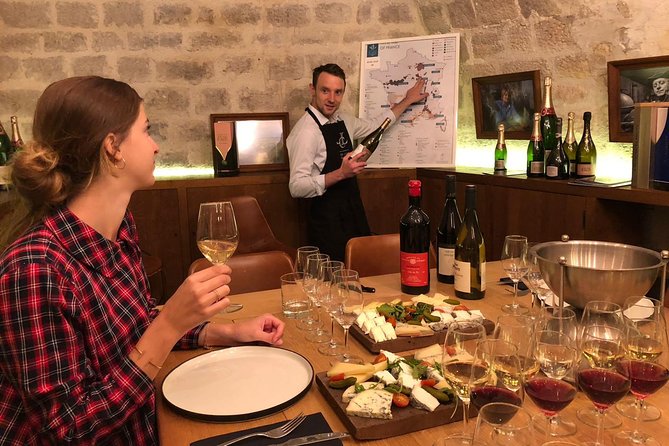 Paris - Ten Wines and Ten Cheeses Tasting in a Royal Cellar - The 10x10 tasting flow: how 2 hours of wine and cheese actually works