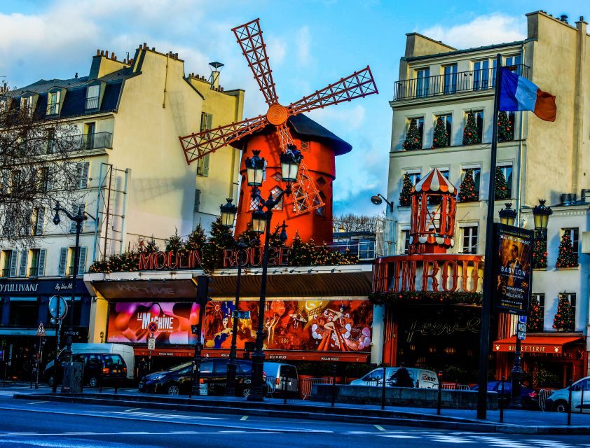 Paris :Tour 2CV Paris Secret - Price and value: $288 for up to 3 people