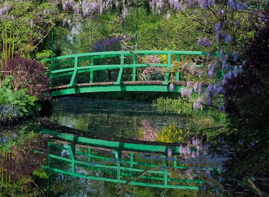 Paris: Transport for visit Giverny Claude Monet 7 peoples - Quick hits: what’s great about this Giverny day trip