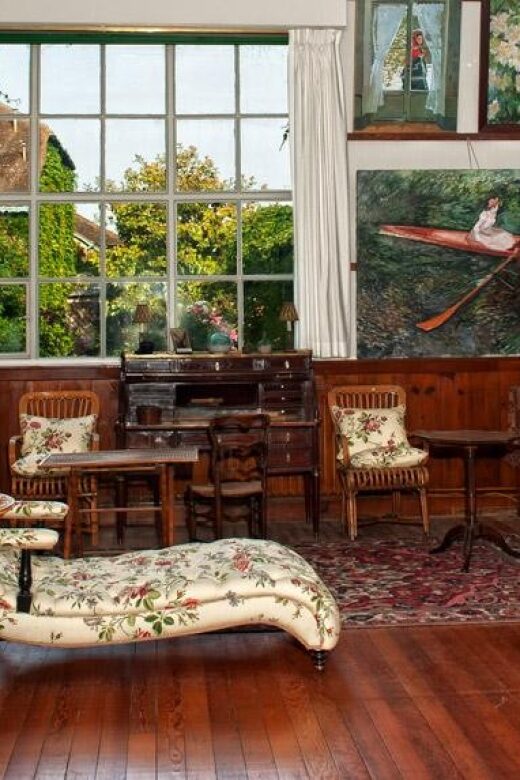 Paris: Transport for visit Giverny Claude Monet 7 peoples - Price and value: $568 for up to 7 people