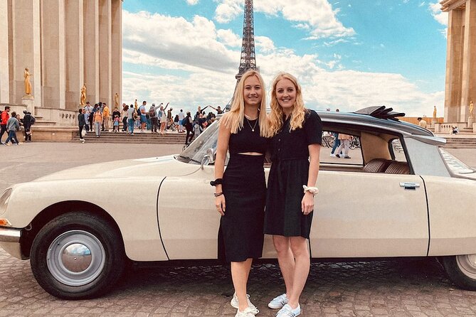 Paris TV Show Tour in a Open Top Vintage French Car Citroen DS - From Arc de Triomphe to the Eiffel Tower: the monuments without the planning headache
