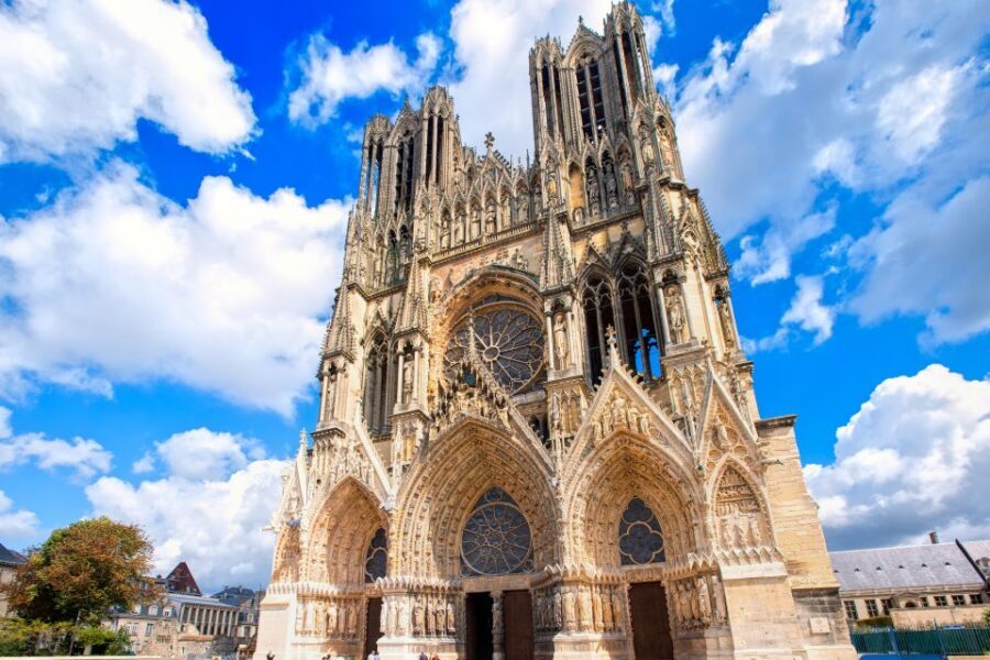 Paris: Two Reims Champagne Vineyards with Tastings and Lunch - Back in Reims: monuments and a final wander