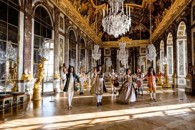 Paris Versailles King Palace with Official Tour Guide - Tickets and Day-of Tips: Using the Mobile Ticket Well