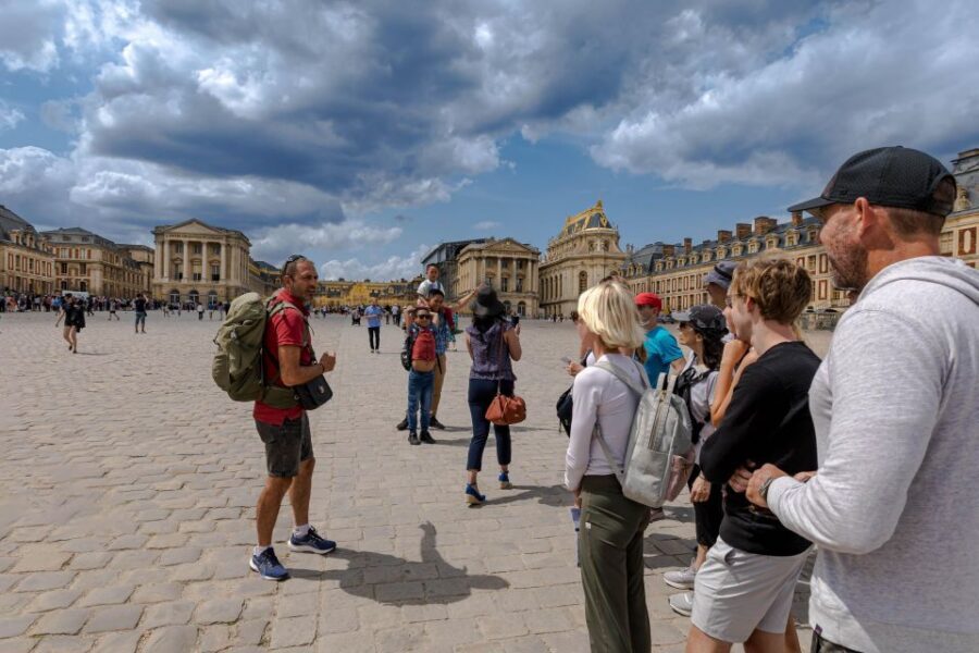 Paris: Versailles Palace and Queen Hamlet E-Bike Tour - Notre-Dame market picnic: the lunch that makes the day feel like yours