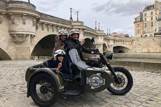 Paris Vintage Sidecar Tour – Emily in Paris highlights - Pickup and meeting: start at Place Saint-Michel, end back there