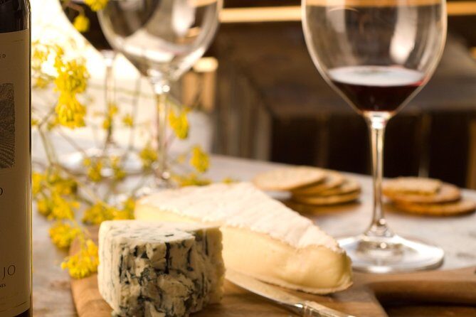 Paris Wine and Cheese Pairing Private Masterclass in a Bistrot - Your 5:00 pm plan: what happens during the two hours