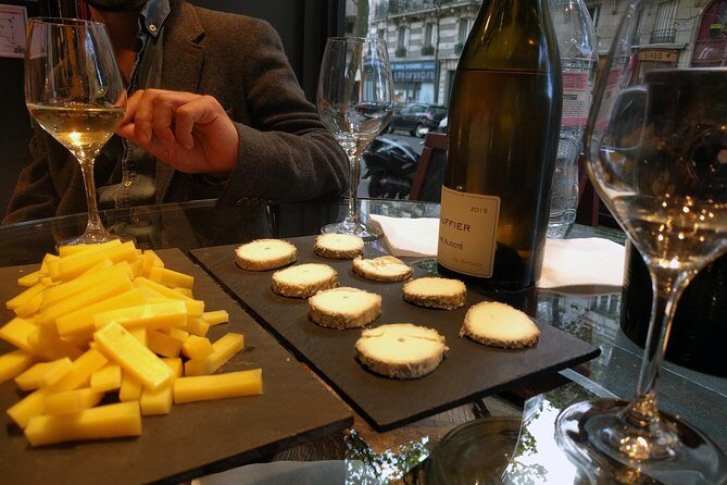 Paris Wine and Cheese Tastings Class near Le Marais - Entering Le Vin qui parle: a cellar class near Le Marais
