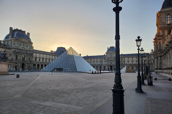 Paris Without People - Sunrise Bike Tour & Breakfast - Breakfast at the end: coffee and pastry as a wrap-up