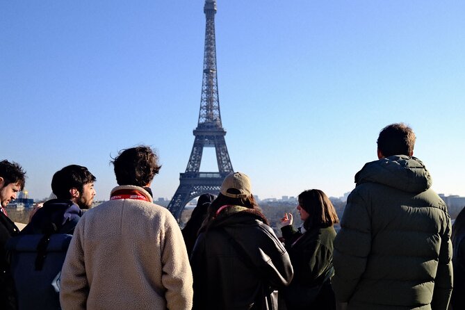 Paris World Fairs Walking Tour Top Sights Along the Seine River - Starting at the Clemenceau Area: A Metro Station Born for 1900