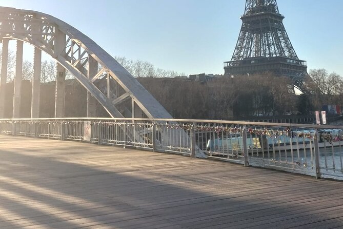 Paris World Fairs Walking Tour Top Sights Along the Seine River - Passerelle Debilly: A Fair-Era Footbridge with a 120m Sense of Scale