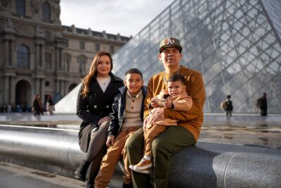 Paris: Your Own Private Photoshoot at Louvre Museum - Meeting at Louis XIV sous les traits de Marcus Curtius (copie): The Spot That Matters
