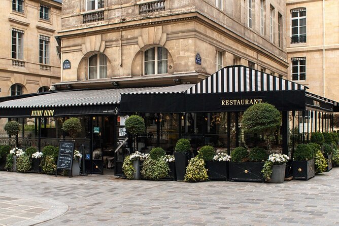 Parisian Love Affair: Elegant Romance Private Tour in Paris - Rooftop Perspective: Galeries Lafayette’s Big Paris View