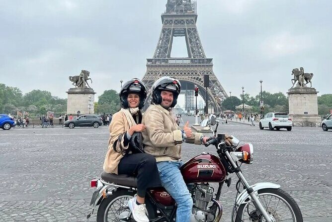 Parisian Monuments & Hidden Gems: A Thrilling Motorbike Tour - Stop by stop: Eiffel Tower and the Seine banks