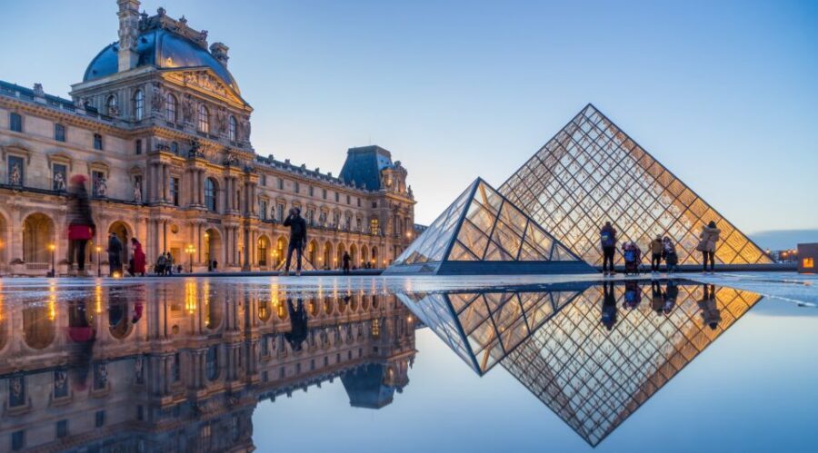 Paris's Old Town and Top 10 Sights Private Car Tour - Key points to know before you go
