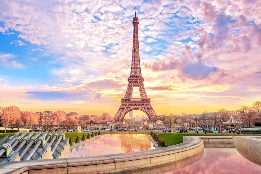 Paris's Old Town and Top 10 Sights Private Car Tour - Price and value: what $442 per person really buys