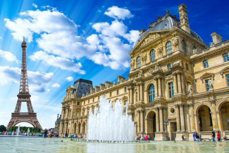 Paris's Old Town and Top 10 Sights Private Car Tour - Who this tour suits best