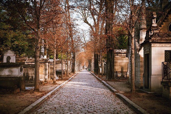 Père Lachaise Cemetery Walking Tour - Semi-Private 12ppl Max - A 2.5-Hour Walk Through One Cemetery, Many Stories