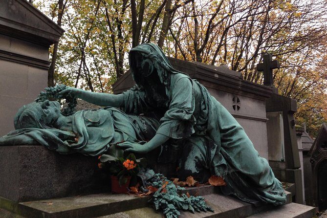 Père Lachaise Cemetery Walking Tour - Semi-Private 12ppl Max - Meeting Point and Timing: The Part You Don’t Want to Botch