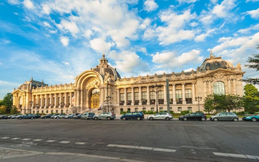 Petit Palais Paris Museum of Fine Arts Tour with Tickets - Meeting on Place Clemenceau and walking in with context