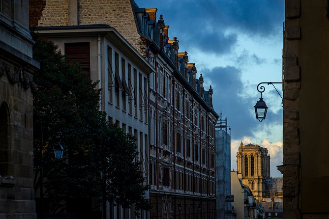 Photography workshop in Paris - Stop 4: Latin Quarter Alleys, Luxembourg Gardens, and Pantheon Lines