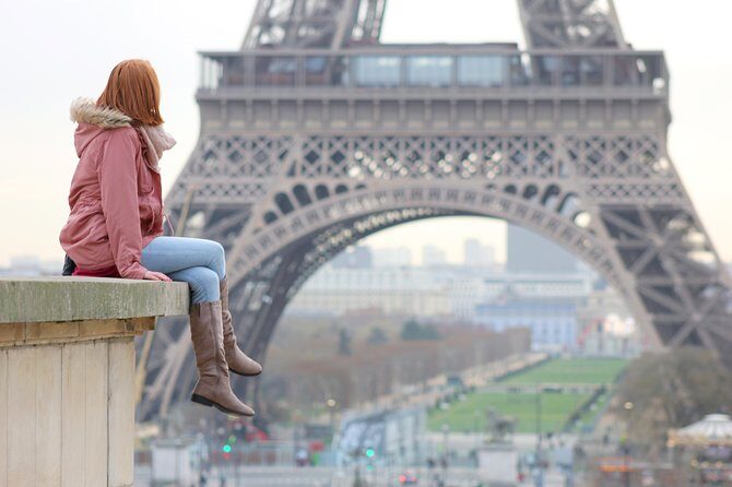 Photoshoot in Paris - Stop 2: Seine River photos near the Eiffel
