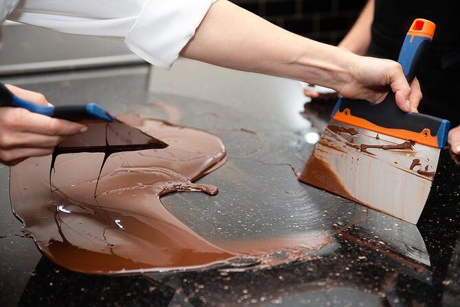 Praliné Rocher Chocolate making class in Paris (collective) - Where Edwart Chocolatier Starts (And Why That Location Helps)