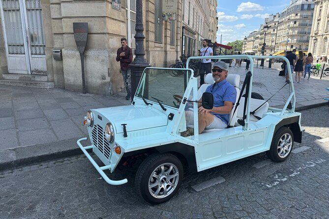 Private 2 - Hour Paris Landmarks Tour by Golf Cart Mini Moke - Key highlights to look for