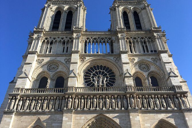 Private 3 Hour Historical Walking Tour in Paris Medieval - Price and logistics: what $480.57 per person buys you