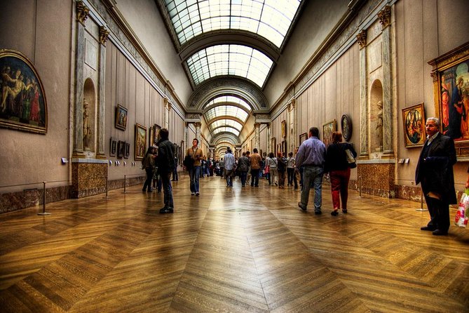 Private 3-hour tour in Louvre Museum with official tour guide - What an official guide changes in the Louvre