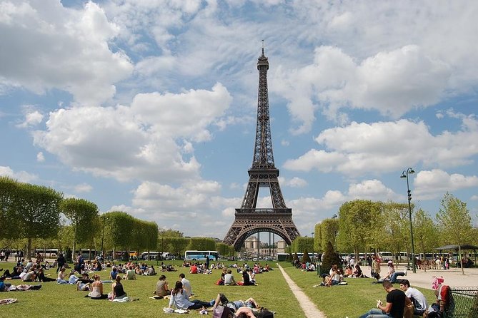 Private 4-hour city tour of Paris with driver and official guide - Why this private 4-hour Paris tour feels efficient