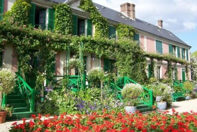 Private 5-hour Round Transfer to Giverny, Claude Monet museum from Paris - Claude Monet’s house and gardens: your time, your pace