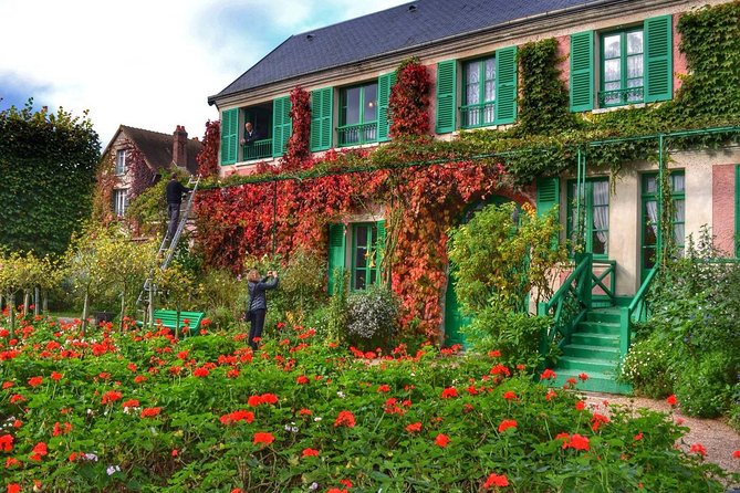 Private 5-hour Round Transfer to Giverny, Claude Monet museum from Paris - Included vs. not included: what you’ll handle yourself