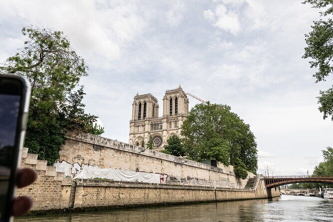Private Boat Trip in Paris - Who this private Seine trip suits best