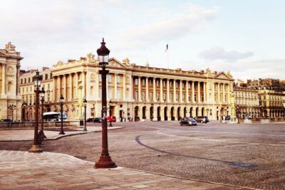 Private car with a driver in Paris 4-6 persons - What You Actually Get When You Book This Experience