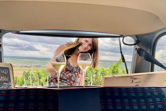 Private Champagne Experience in a vintage car from Epernay - Stop 1 in Epernay: vine work by season and local Champagne context