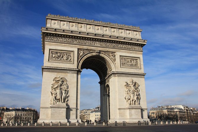 Private City Tour of Paris & River Cruise with Hotel Pick-Up - Bateaux Parisiens Seine cruise: the calm part of the day