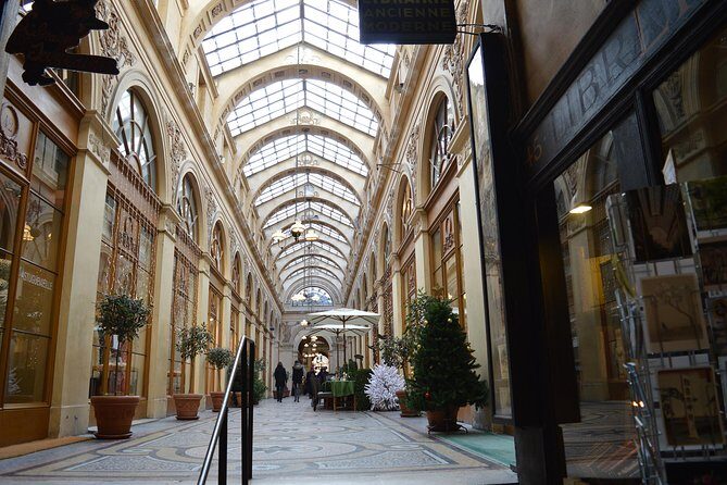 Private Covered Passages & Palais Royal Gardens 2-Hour Tour - Palais-Royal Gardens and the Royal Square Break