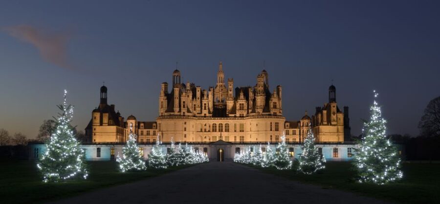 Private Day Tour to Loire Valley Castles & Wines from Paris - One Private Day for Chambord and Loire Wines