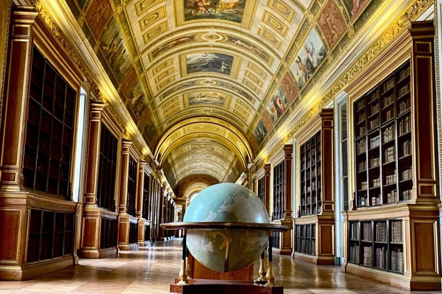 Private Fontainebleau, Versailles, Trianon from Paris - Big Trianon, Small Trianon, and Hamlet de la Reine