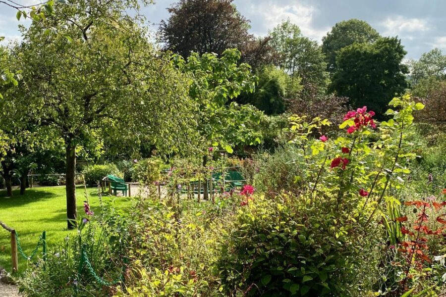 Private Giverny Monet’s House & Gardens Trip from Paris - FAQ