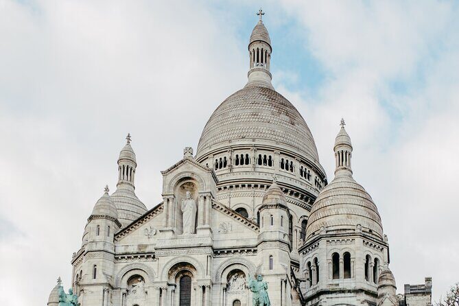 Private Guided Tour of Paris in a Vintage Land Rover - FAQ