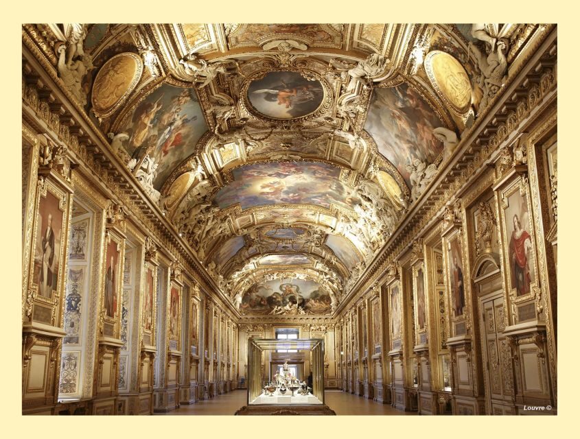 Private Guided Tour, The Louvre by night ! - Your private art-history guide: what they do in real life
