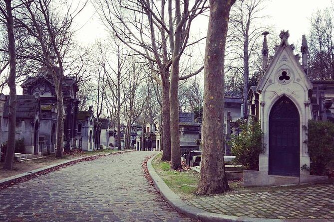 Private Guided Tour to Père Lachaise Cemetery in Paris - Why Père Lachaise Is Hard to Do on Your Own