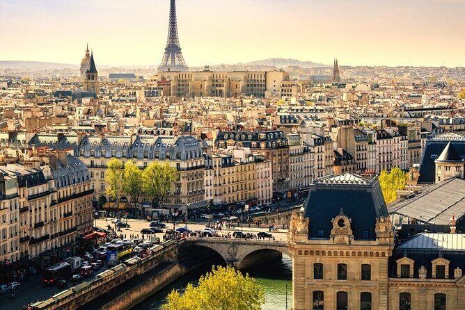 Private Half-Day Guided Tour of Paris - Montmartre and Sacré-Cœur: the view + Place du Tertre time