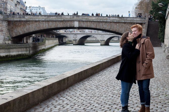 Private Historical Photo Tour in Paris - Meet Max Rumeau Photography and get your photos back fast