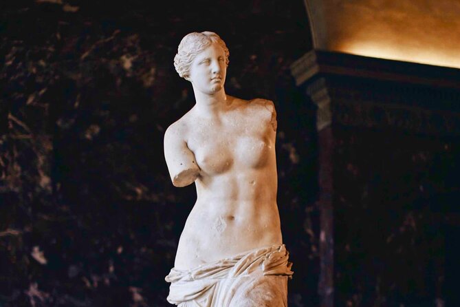 Private Louvre Museum Guided Tour - Timed entry included - Venus de Milo: sculpture that rewards patience