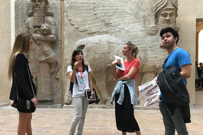 Private Louvre Teens Tour - How you move through Louvre masterpieces (without getting lost)