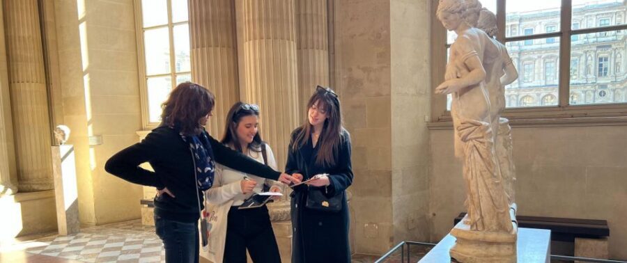 Private Louvre Tour for Teenagers - Who this tour fits best